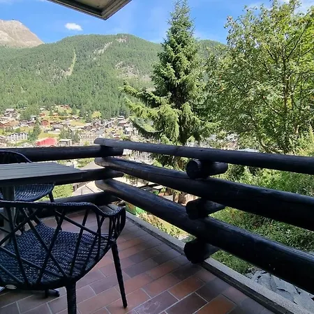 Haus Bodmen C, Edelweiss Apartman Zermatt
