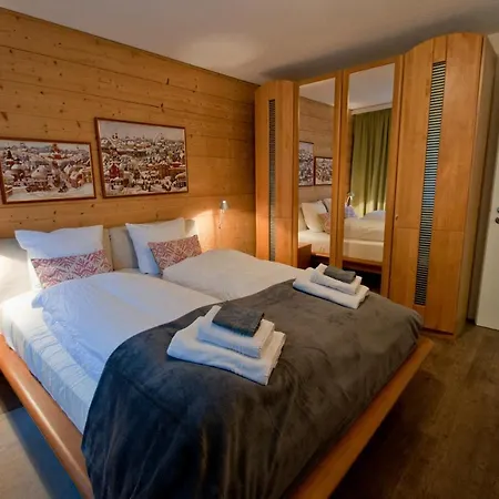 Haus Bodmen C, Edelweiss